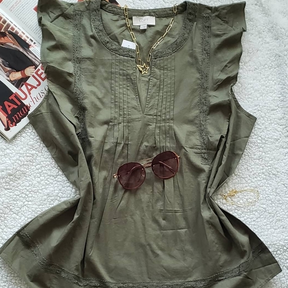 LOFT Tops - Blusa sin mangas